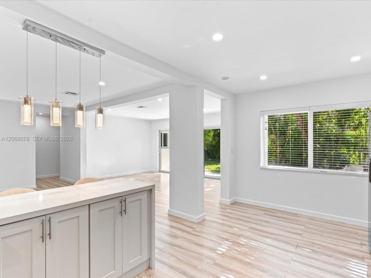 5406 S Le Jeune Rd , Coral Gables, FL 33146 Photo