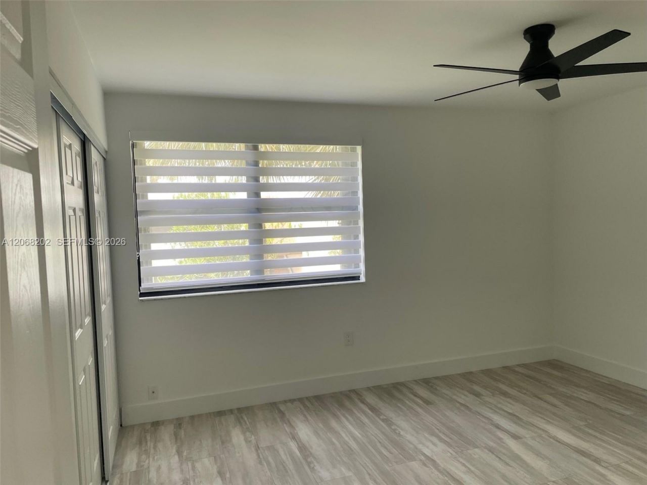 460 W Park Dr , Unit 207, Miami, FL 33172 Photo