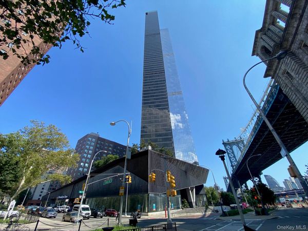 252 South Street , Unit 12G, New York (Manhattan), NY 10002