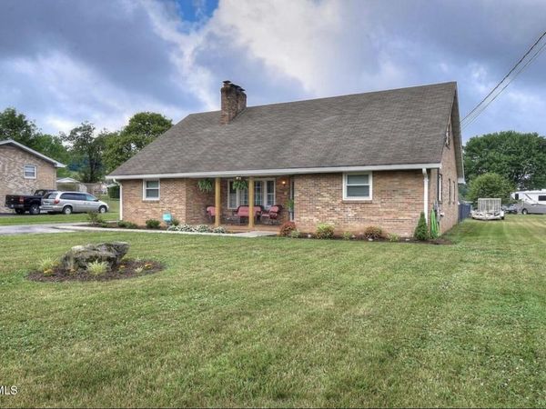 229 Beaver Road, Bluff City, TN 37618