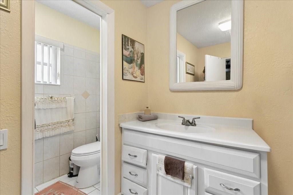 4290 NW 49th Terrace Nw, Lauderdale Lakes, FL 33319 Photo