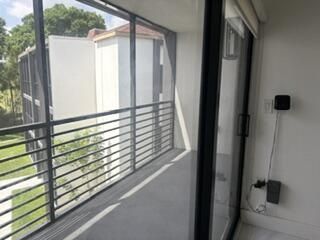 4040 N Hills Drive, Unit 31, Hollywood, FL 33021 Photo