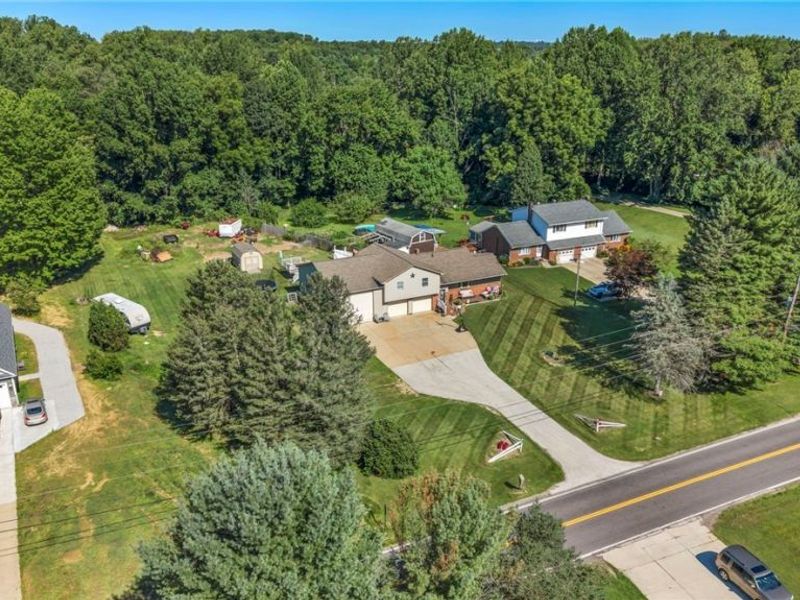 1275 Sandy Lake Road, Ravenna, OH 44266 Photo 31