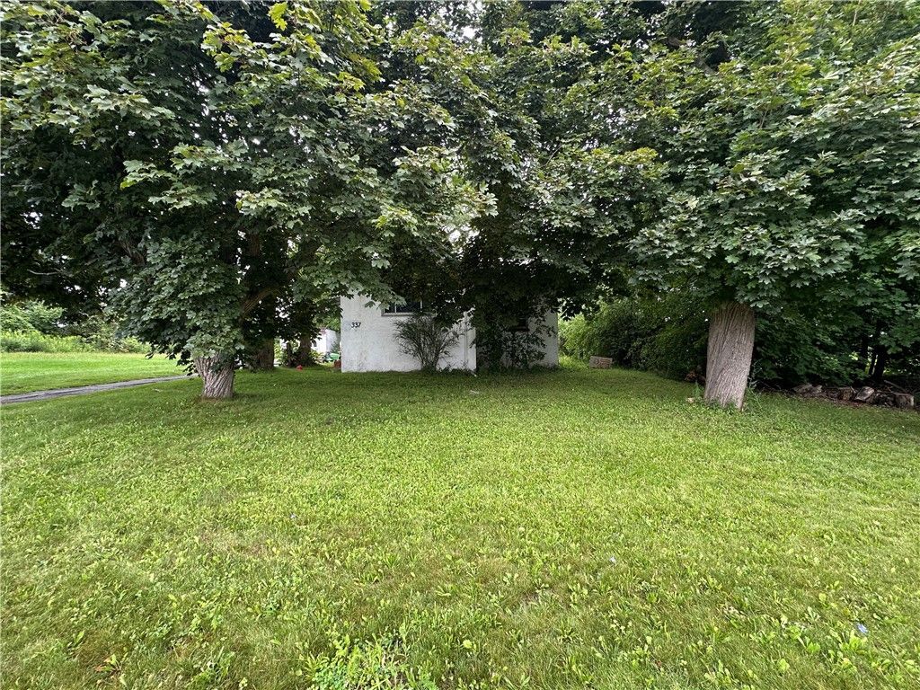 337 Middle Road, Henrietta, NY 14467 Main Photo