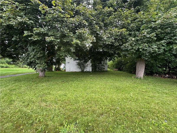 337 Middle Road, Henrietta, NY 14467
