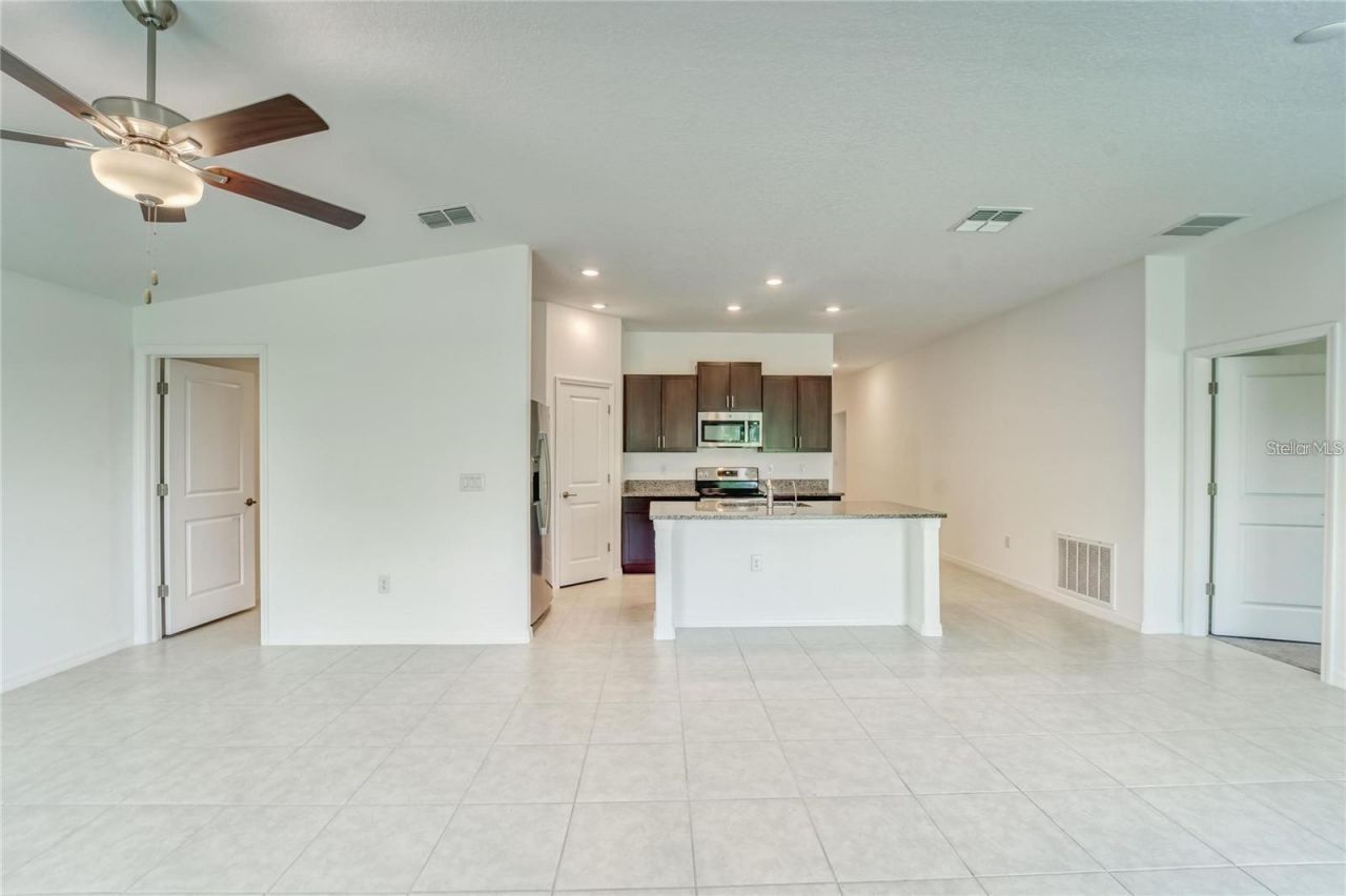 5514 Blue Azure Drive , Wimauma, FL 33598 Photo