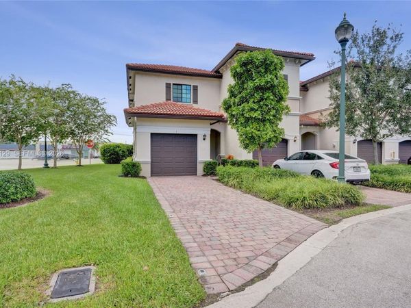 4204 N Dixie Hwy , Unit 1, Oakland Park, FL 33334