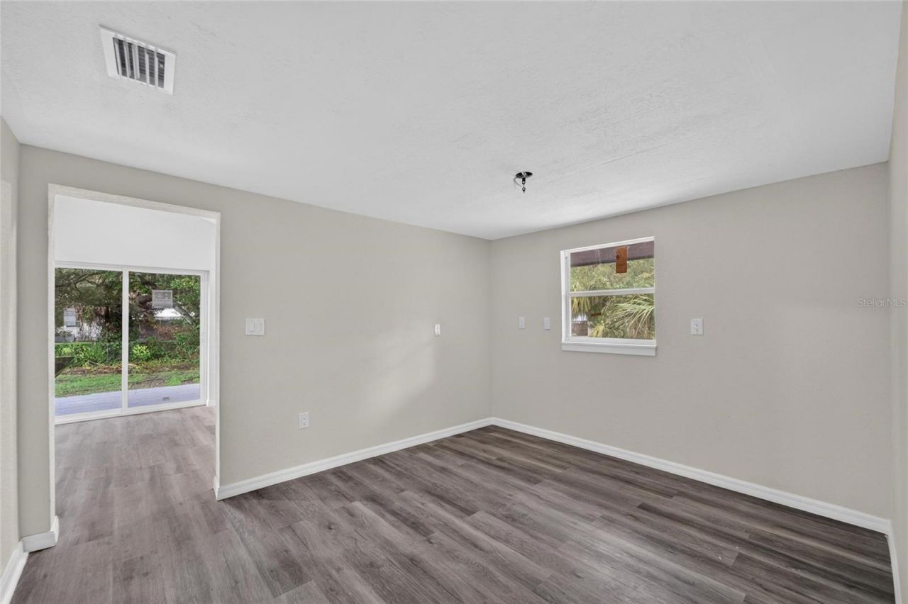8809 Dyer Road, Riverview, FL 33578 Photo