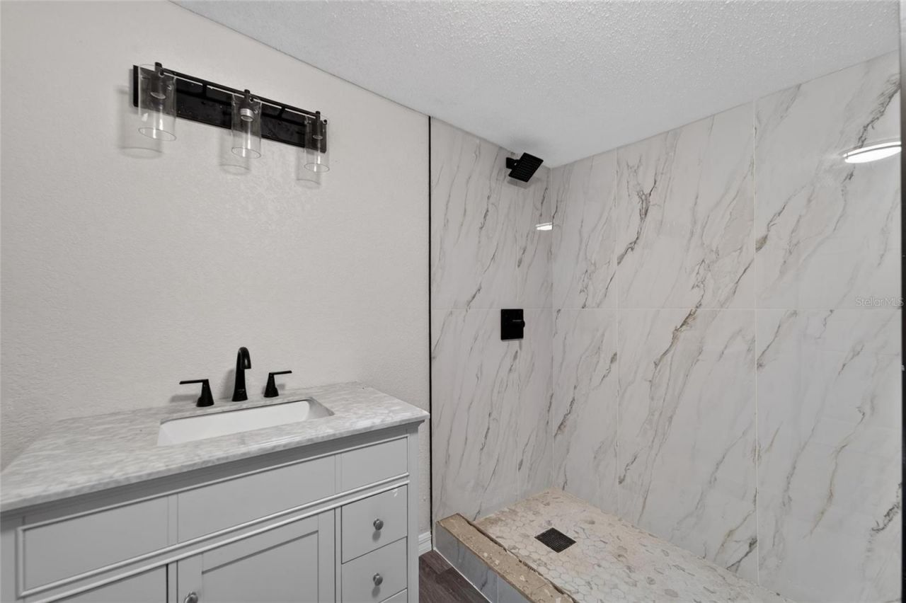 8809 Dyer Road, Riverview, FL 33578 Photo