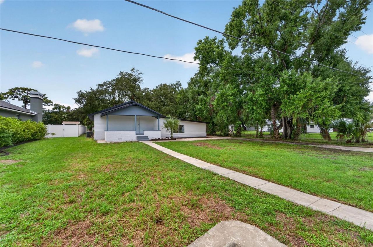 8809 Dyer Road, Riverview, FL 33578 Photo