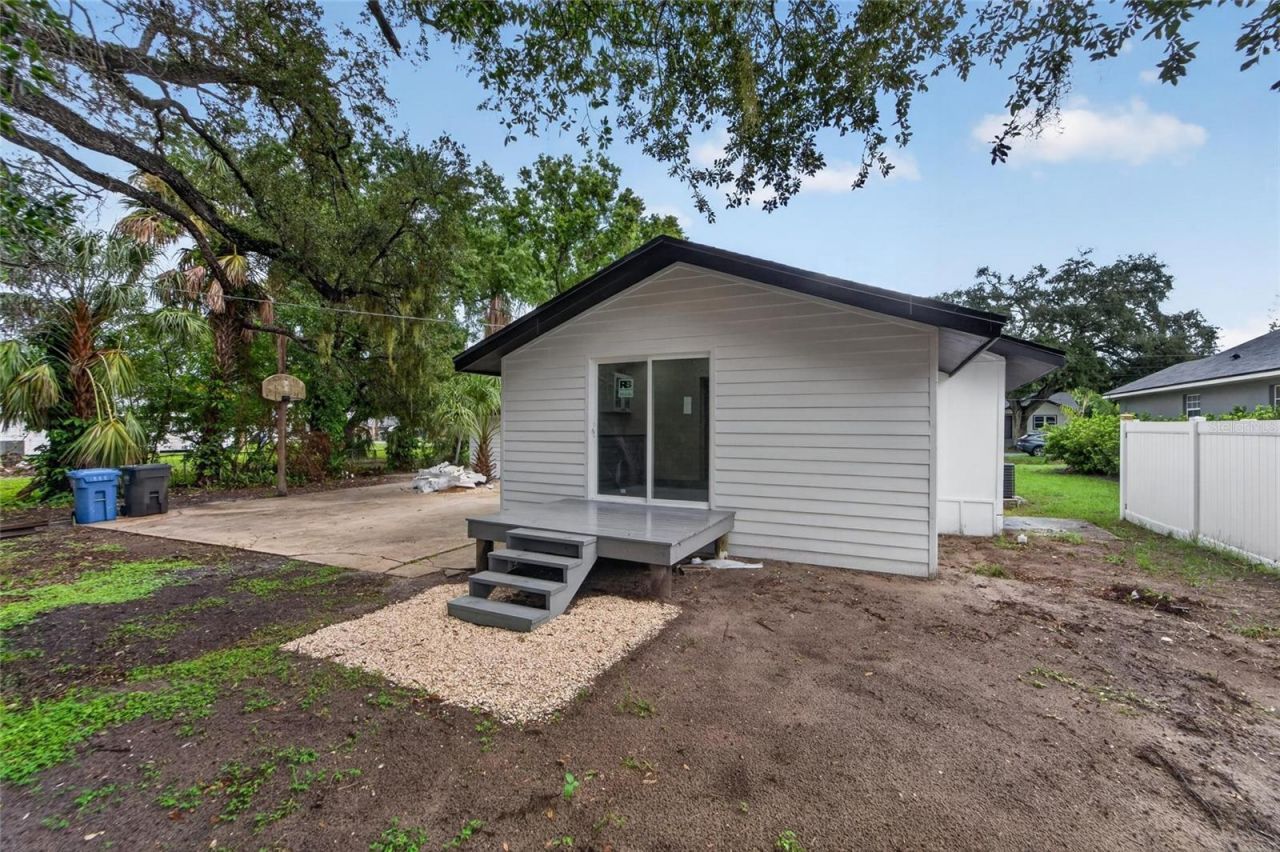 8809 Dyer Road, Riverview, FL 33578 Photo