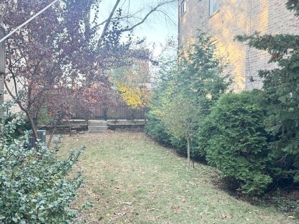 3307 S Lowe Avenue , Chicago, IL 60616