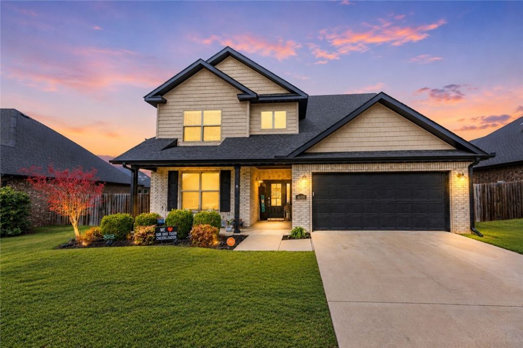 4008 SW Hollyhock Street  Bentonville, AR 72713