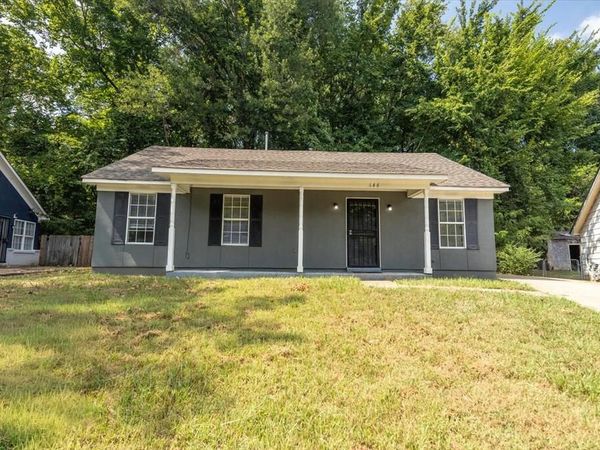 646 Creekstone Cr, Memphis, TN 38127