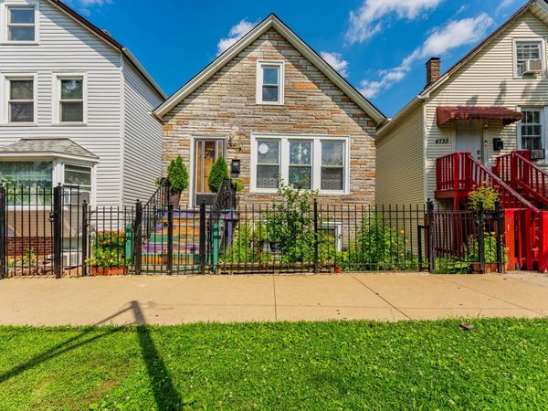 4731 S Honore Street , Chicago, IL 60609