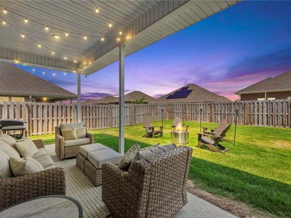 971 Sundance Lane, Bentonville, AR 72712