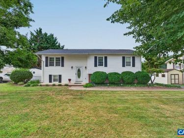6150 DONNAGAIL DR W, Penn Laird, VA 22846