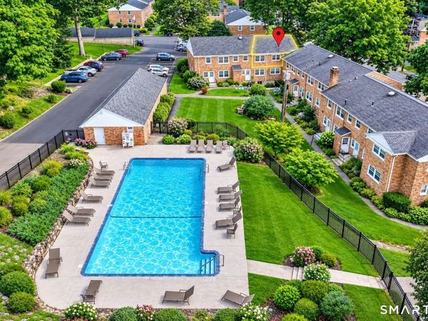 114 Heritage Hill, Unit C, New Canaan, CT 06840