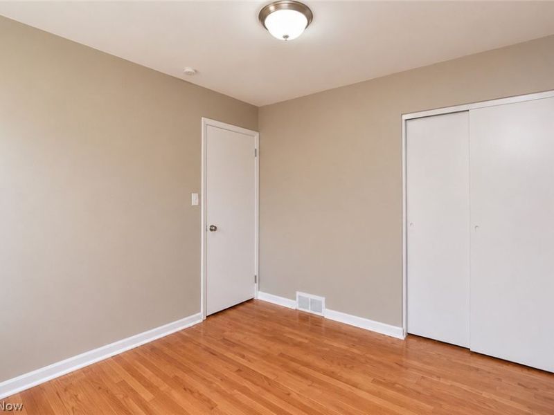 5250 E 135th Street , Garfield Heights, OH 44125 Photo 10
