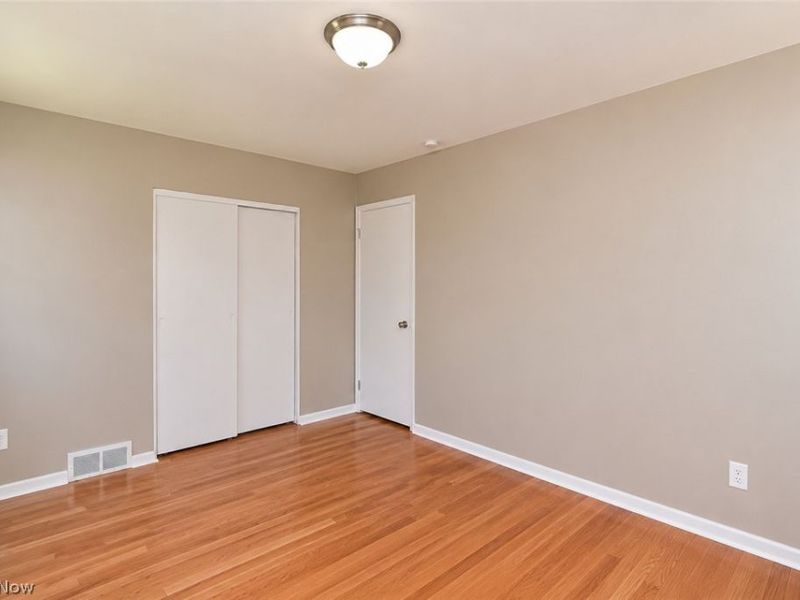 5250 E 135th Street , Garfield Heights, OH 44125 Photo 11