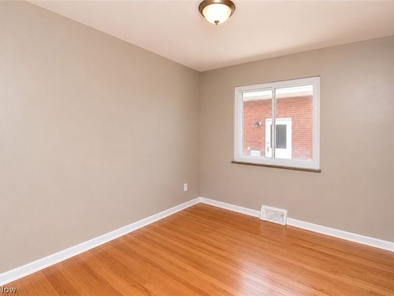 5250 E 135th Street , Garfield Heights, OH 44125 Photo 13