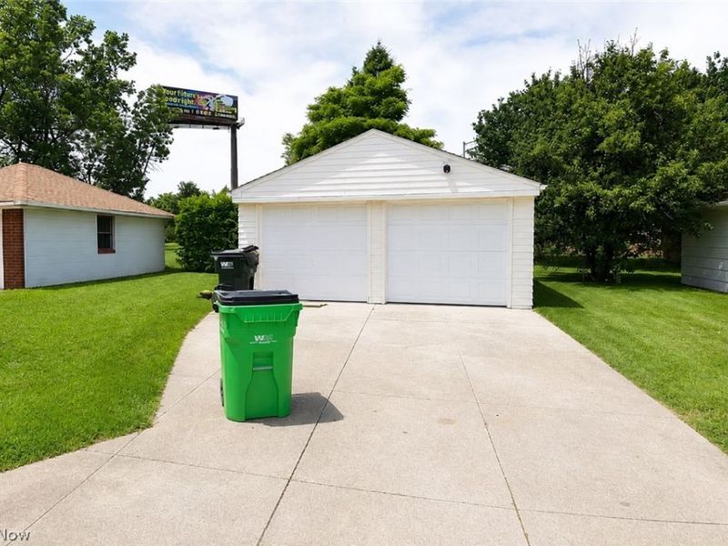 5250 E 135th Street , Garfield Heights, OH 44125 Photo 17