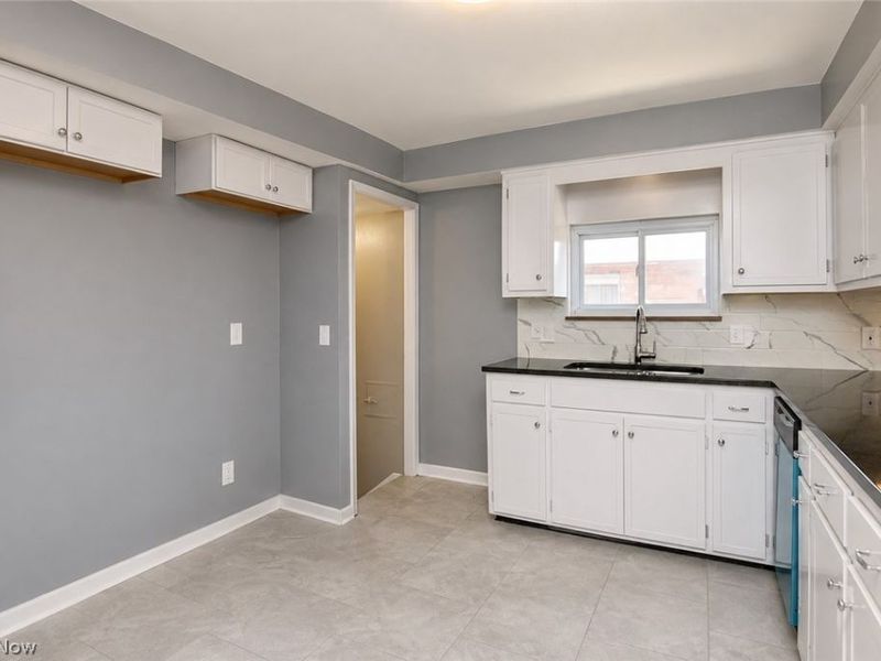 5250 E 135th Street , Garfield Heights, OH 44125 Photo 5