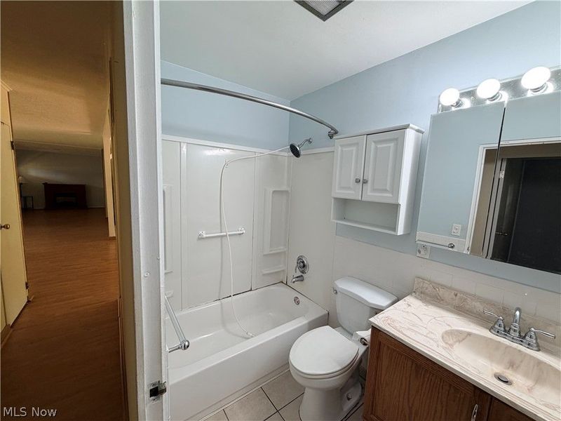 11941 Hawthorne Drive , Northfield, OH 44067 Photo 14