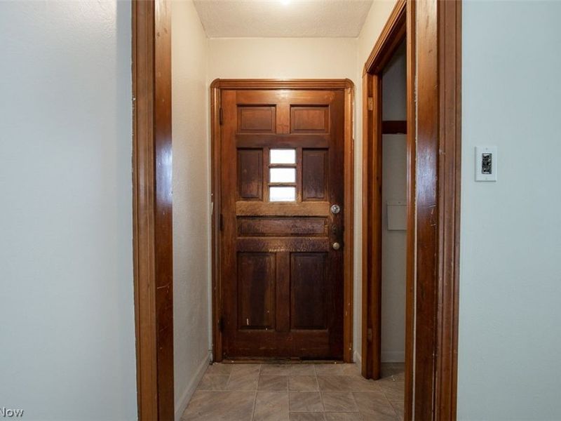 11509 Tonsing Drive , Garfield Heights, OH 44125 Photo 10