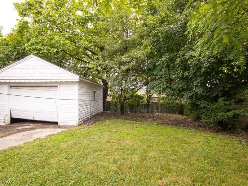 11509 Tonsing Drive , Garfield Heights, OH 44125 Photo 29