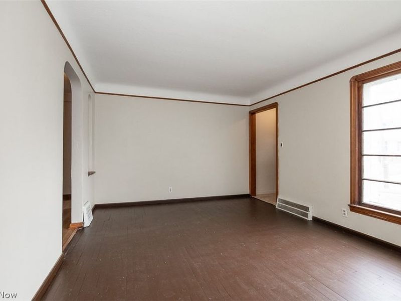 11509 Tonsing Drive , Garfield Heights, OH 44125 Photo 8