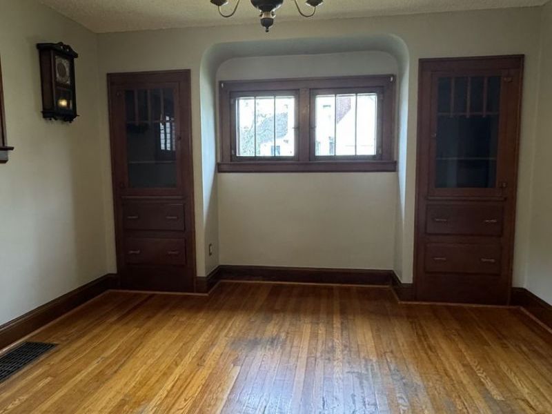 515 N Firestone Boulevard, Akron, OH 44301 Photo 16