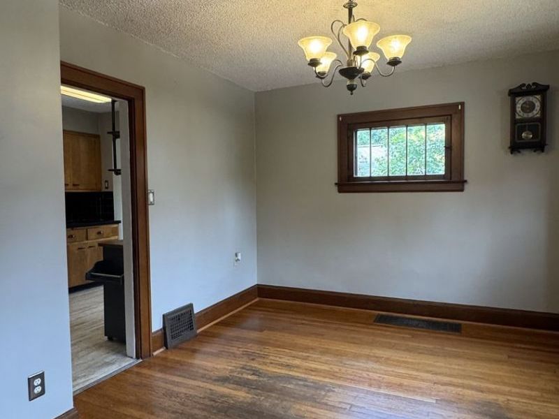 515 N Firestone Boulevard, Akron, OH 44301 Photo 17