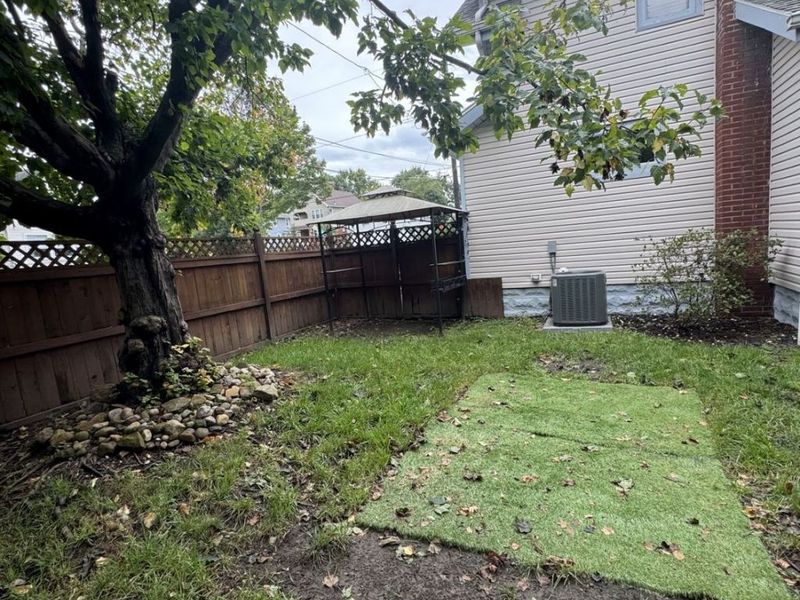 515 N Firestone Boulevard, Akron, OH 44301 Photo 6