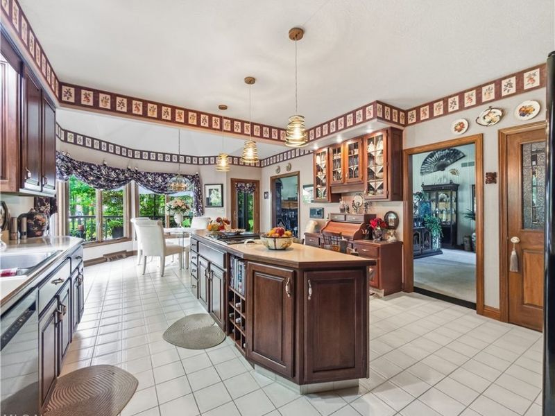 4183 Lochness Circle NW, Canton, OH 44718 Photo 14