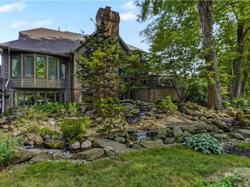 4183 Lochness Circle NW, Canton, OH 44718 Photo 2