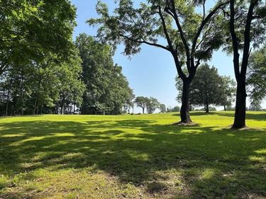 1 Cherry Loop, Jamestown, KY 42629