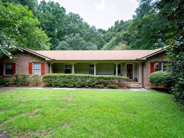 100 Melody Lane, Fayetteville, GA 30215