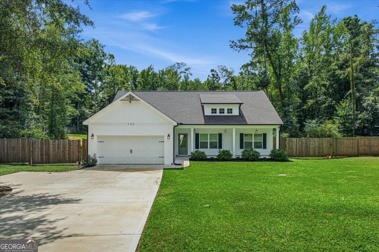 122 Delray Circle, Griffin, GA 30224 Main Photo