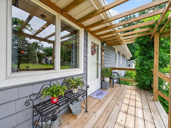 172 St Marys Lake Road, Battle Creek, MI 00000