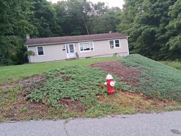1029 School St, Palmer, MA 01069