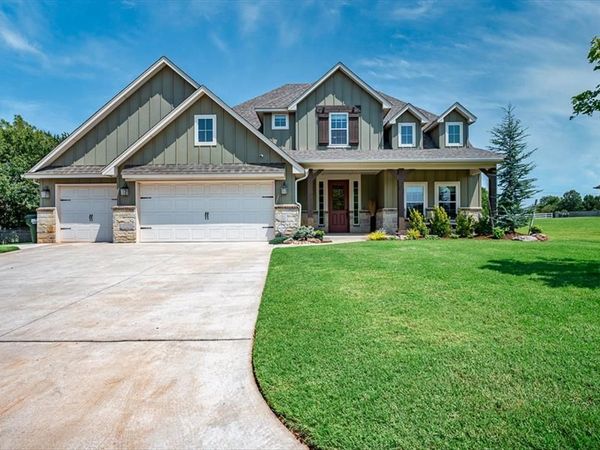 14584 Fox Lair Lane, Edmond, OK 73025