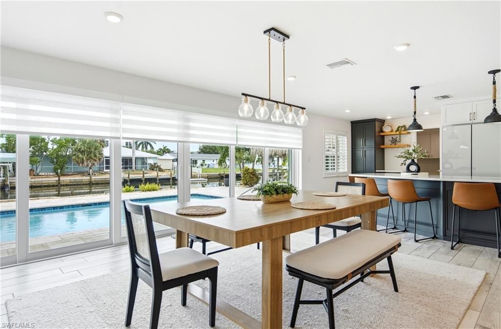 16 Sunview Blvd, Fort Myers Beach, FL 33931 Photo