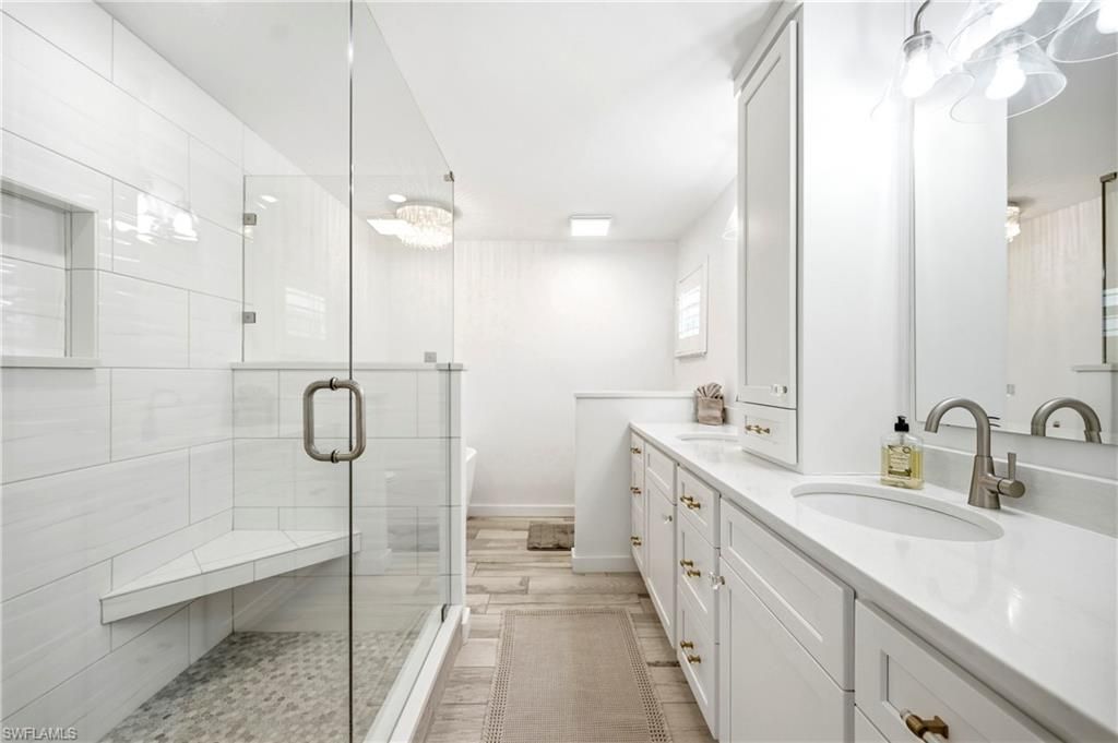 16 Sunview Blvd, Fort Myers Beach, FL 33931 Photo