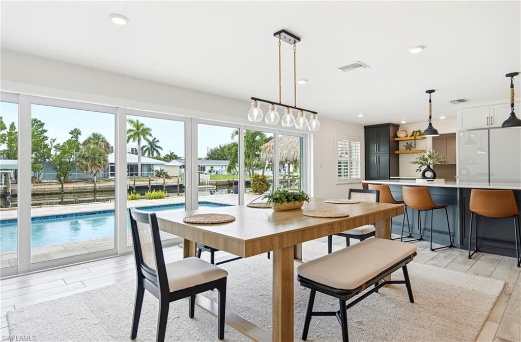 16 Sunview Blvd, Fort Myers Beach, FL 33931 Photo