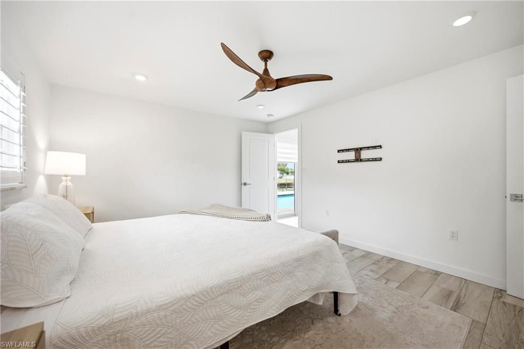 16 Sunview Blvd, Fort Myers Beach, FL 33931 Photo