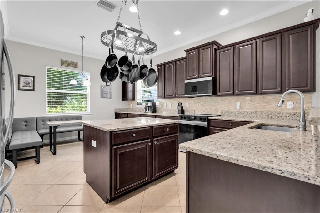 1804 Cayon Ct , Cape Coral, FL 33991 Photo