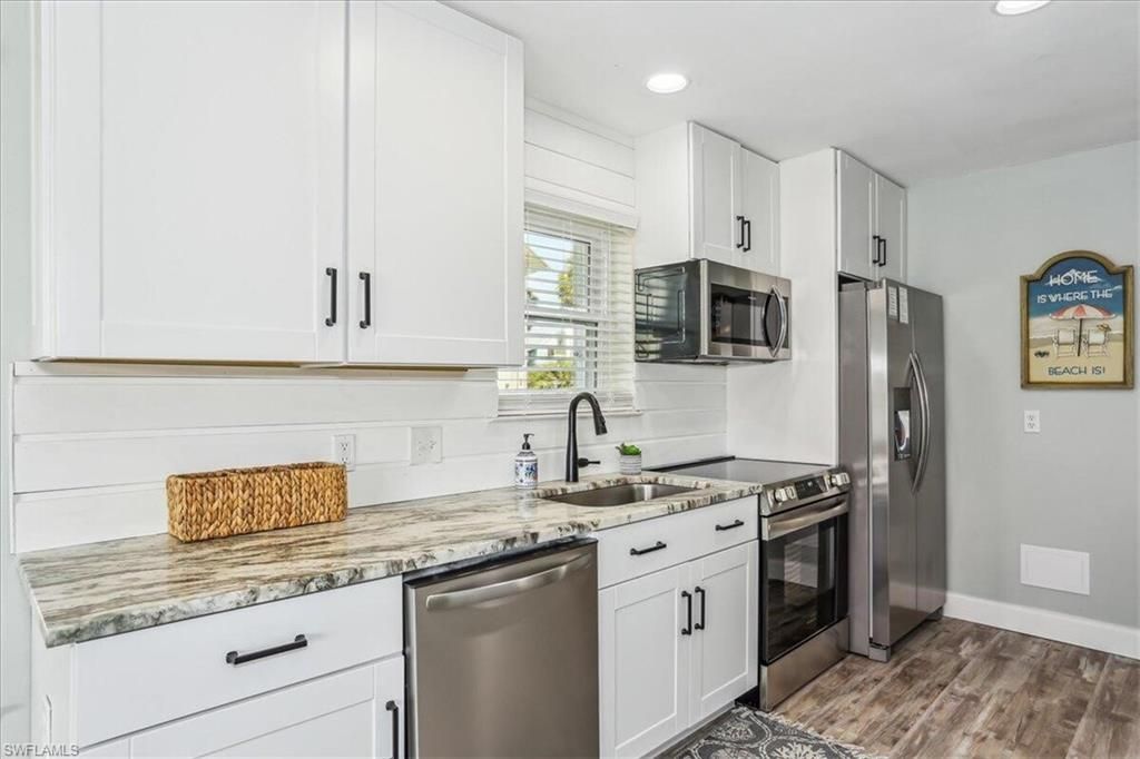7476 Sunset Harbor Dr, Unit 414, Navarre, FL 32566 Photo