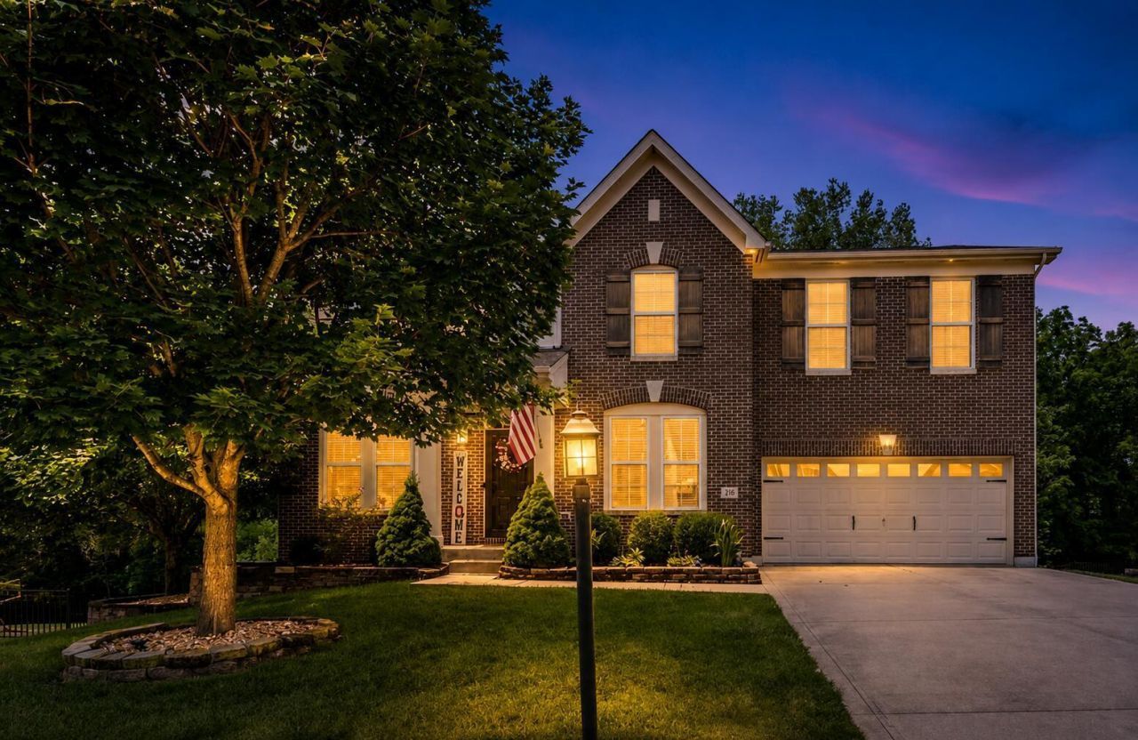 210 Blue Jacket Circle, Pickerington, OH 43147 Main Photo