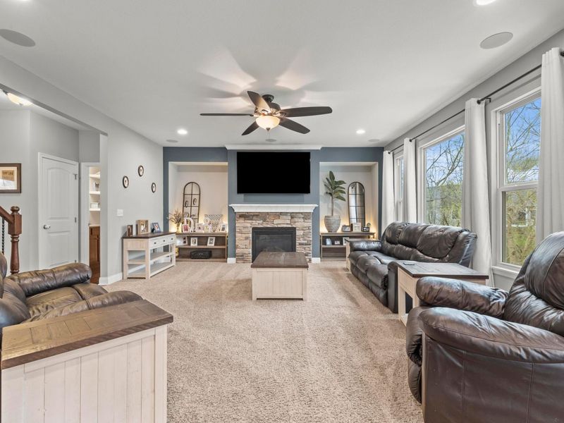 210 Blue Jacket Circle, Pickerington, OH 43147 Photo 11